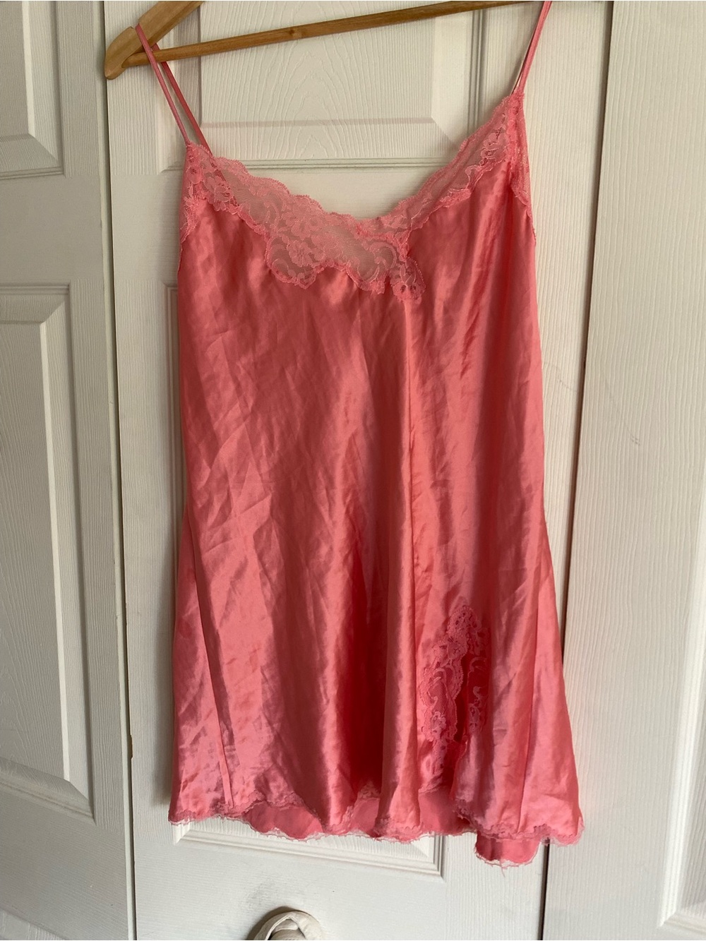 cutie coral-ish pink victoria’s secret slip